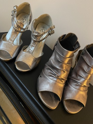 Size metallic shoes - size,